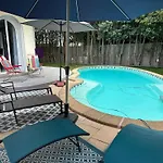 Villa Jolie Piscine Climatisé 6 Pers Proche Centre-ville