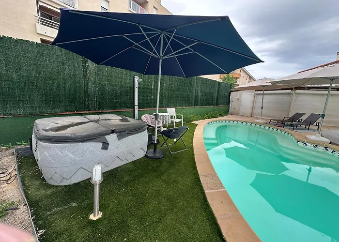 فيلة Jolie Piscine Climatise 6 Pers Proche Centre-ville بيربينيو